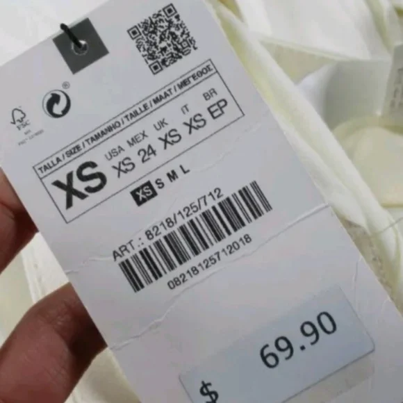 Zara Cream Pleated Trousers - Picture 8 of 11